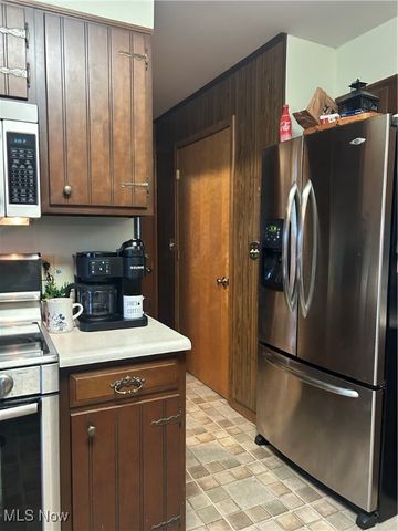 2242 S Mccoy Ridge Road, Stockport, OH 43787