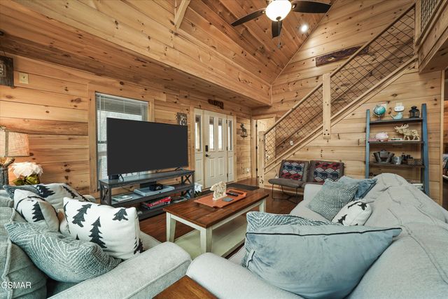 2906 Joyner Hills Lane, Sevierville, TN 37876