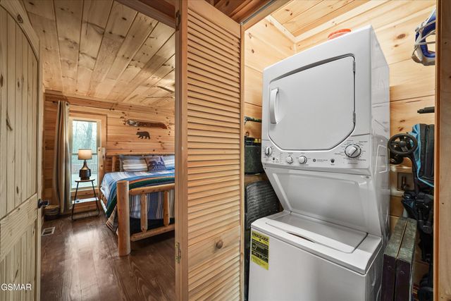 2906 Joyner Hills Lane, Sevierville, TN 37876