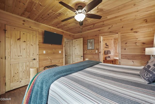 2906 Joyner Hills Lane, Sevierville, TN 37876