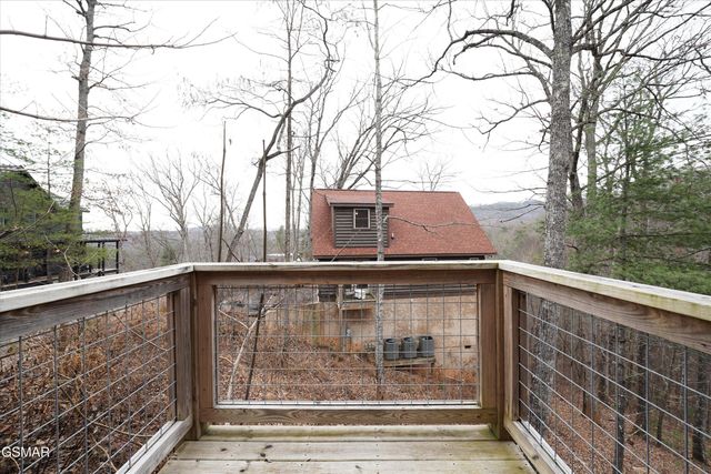 2906 Joyner Hills Lane, Sevierville, TN 37876