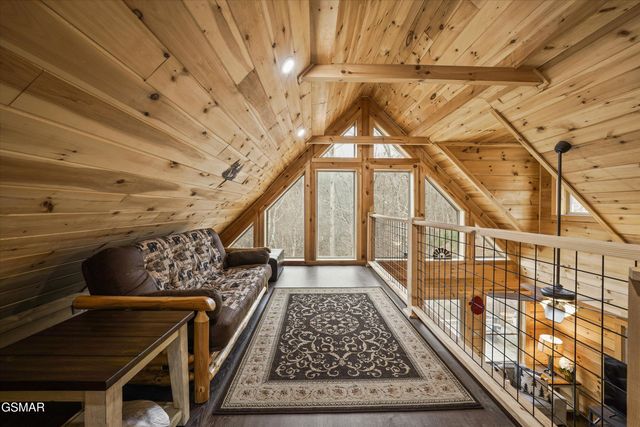 2906 Joyner Hills Lane, Sevierville, TN 37876