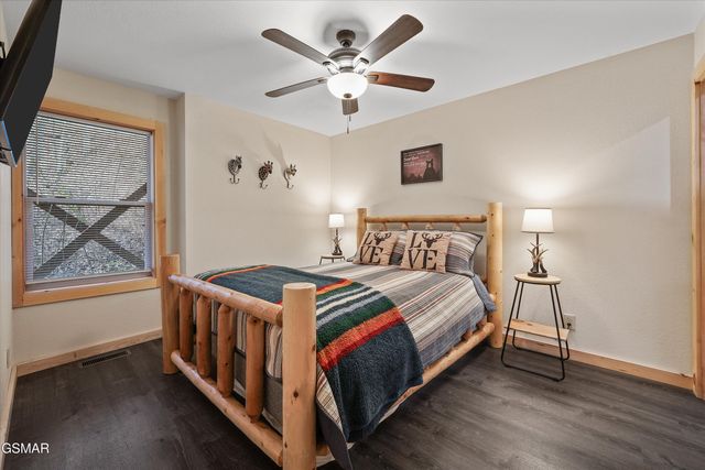 2906 Joyner Hills Lane, Sevierville, TN 37876