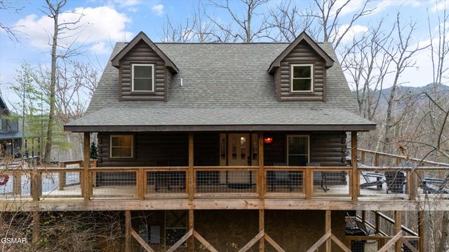 2906 Joyner Hills Lane, Sevierville, TN 37876