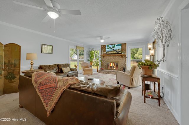 107 Regalwood Road, Greenville, NC 27858