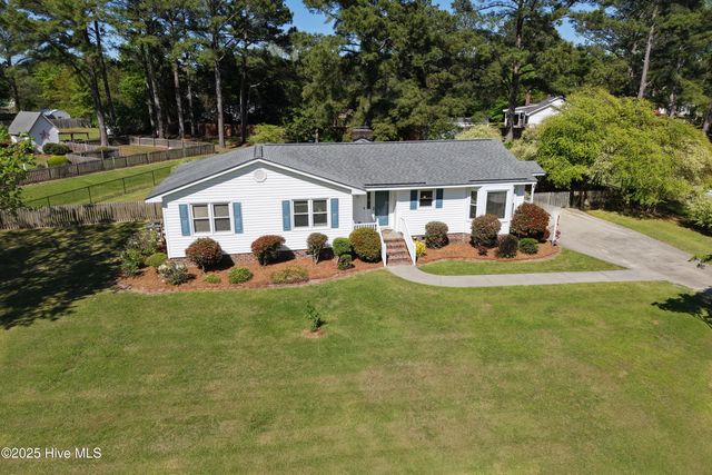 107 Regalwood Road, Greenville, NC 27858