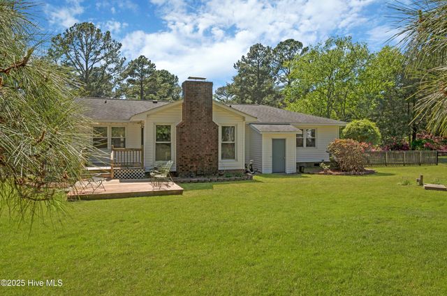 107 Regalwood Road, Greenville, NC 27858