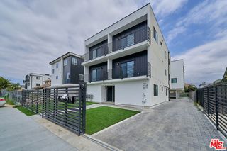 601 1/4 W 41st Place, Los Angeles, CA 90037