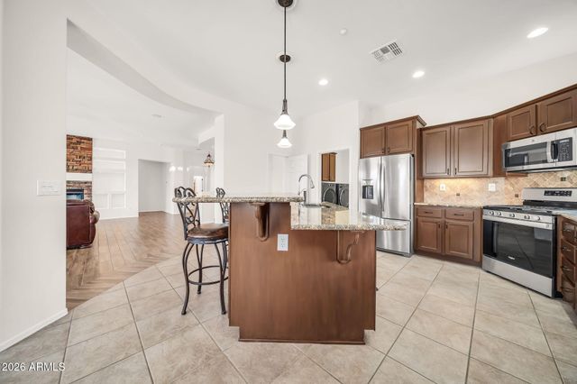 41512 N LAUREL VALLEY Way, Anthem, AZ 85086