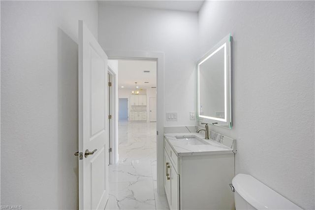 809 Vance ST E, Lehigh Acres, FL 33974