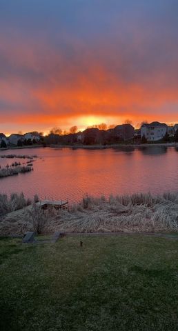 5614 105th Avenue N, Brooklyn Park, MN 55443