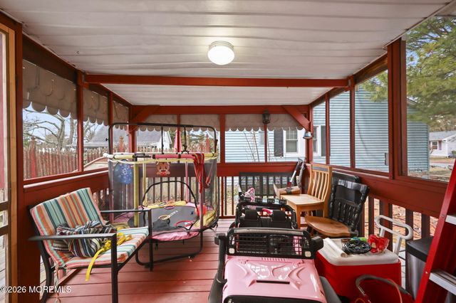 40 Breton Harbors Drive, Toms River, NJ 08753