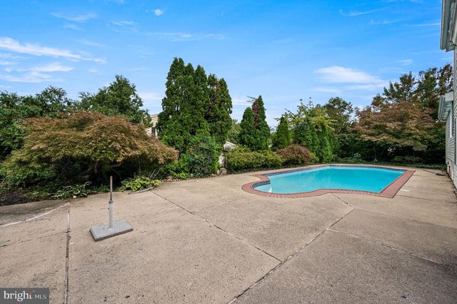 5899 TIBBY RD, Bensalem, PA 19020