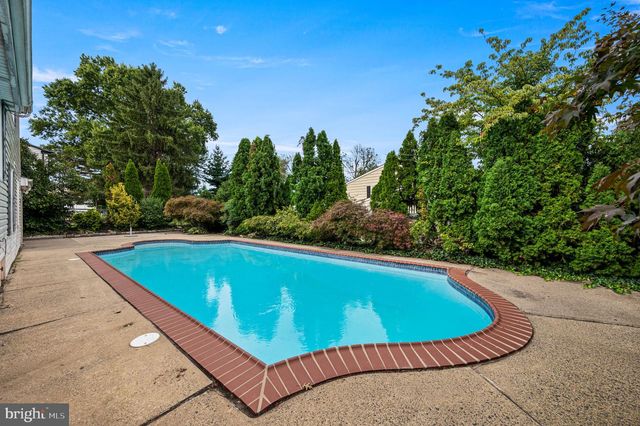 5899 TIBBY RD, Bensalem, PA 19020
