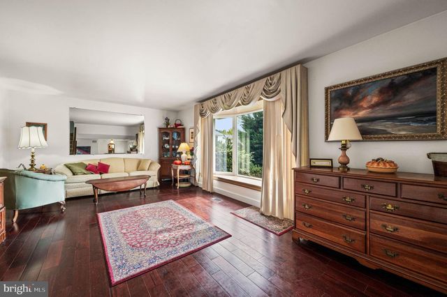 5899 TIBBY RD, Bensalem, PA 19020