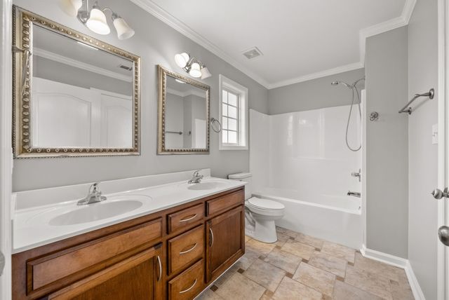 1025 Glenhurst Way, Clarksville, TN 37040