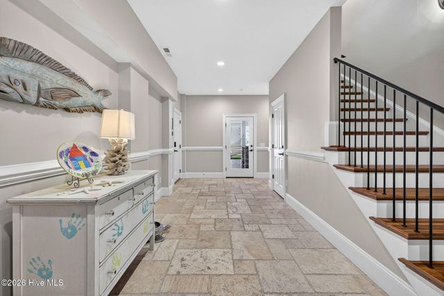 24 W Salisbury Street, Wrightsville Beach, NC 28480