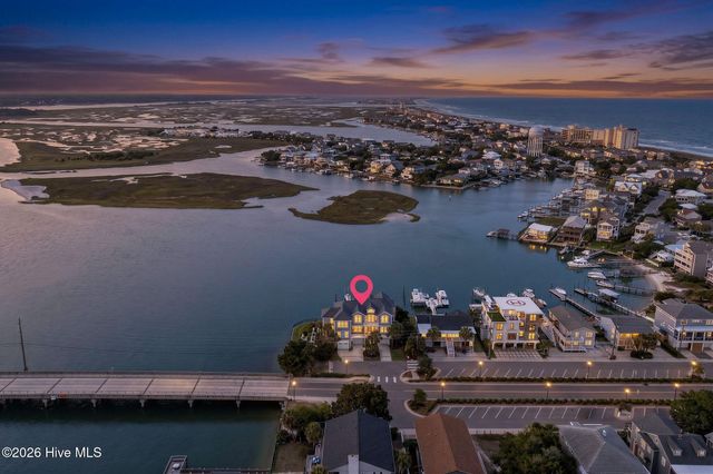 24 W Salisbury Street, Wrightsville Beach, NC 28480