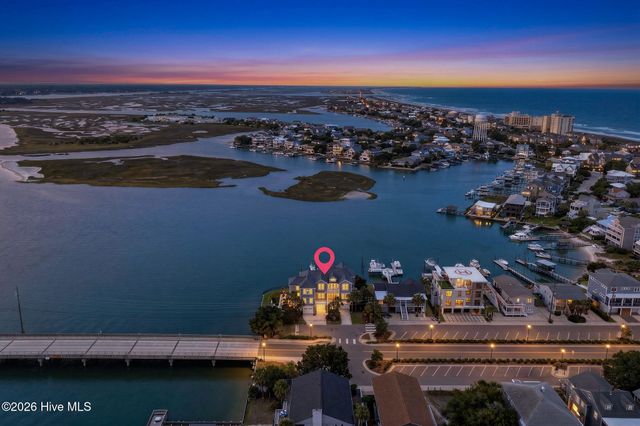 24 W Salisbury Street, Wrightsville Beach, NC 28480