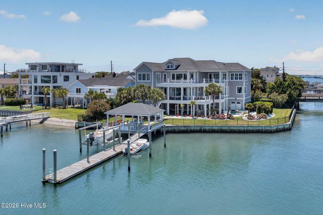 24 W Salisbury Street, Wrightsville Beach, NC 28480