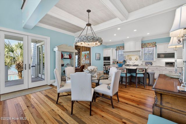 24 W Salisbury Street, Wrightsville Beach, NC 28480