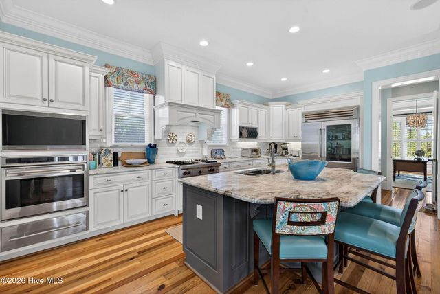 24 W Salisbury Street, Wrightsville Beach, NC 28480