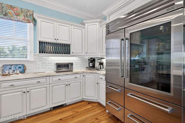 24 W Salisbury Street, Wrightsville Beach, NC 28480