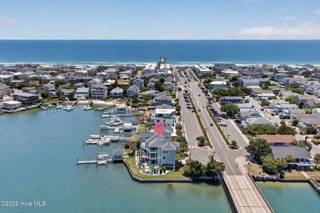 24 W Salisbury Street, Wrightsville Beach, NC 28480