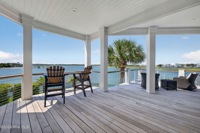 24 W Salisbury Street, Wrightsville Beach, NC 28480