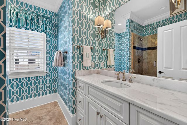 24 W Salisbury Street, Wrightsville Beach, NC 28480