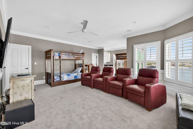 24 W Salisbury Street, Wrightsville Beach, NC 28480