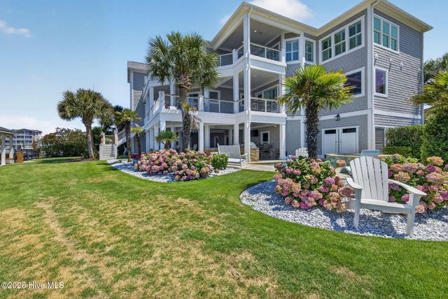 24 W Salisbury Street, Wrightsville Beach, NC 28480