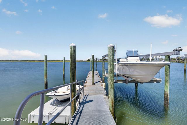 24 W Salisbury Street, Wrightsville Beach, NC 28480