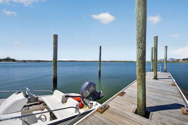 24 W Salisbury Street, Wrightsville Beach, NC 28480