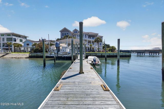 24 W Salisbury Street, Wrightsville Beach, NC 28480
