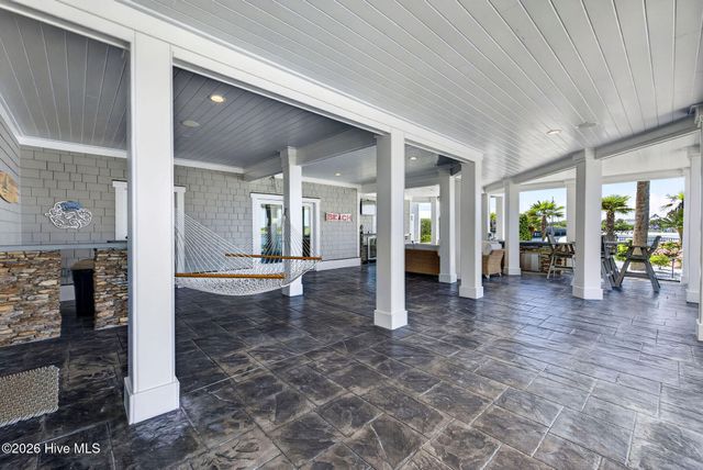 24 W Salisbury Street, Wrightsville Beach, NC 28480