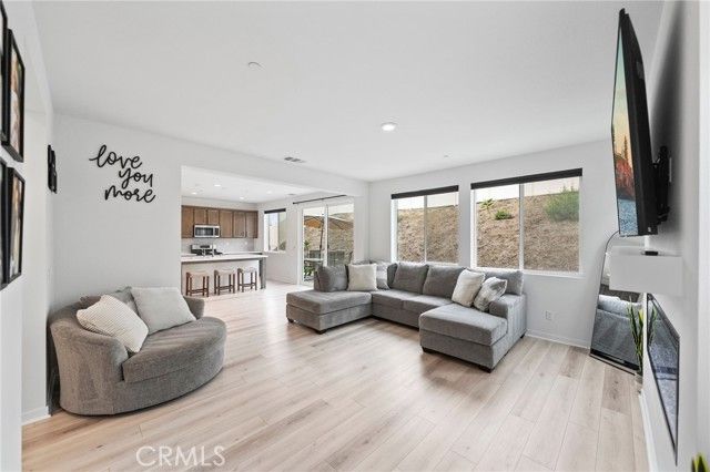 32182 Penstemon Way, Temecula, CA 92591