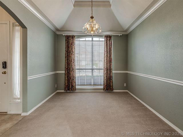 209 S Firewood Avenue, Broken Arrow, OK 74012