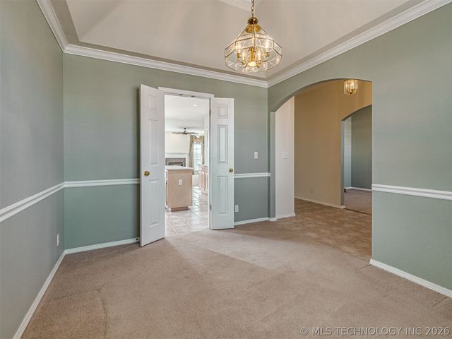 209 S Firewood Avenue, Broken Arrow, OK 74012