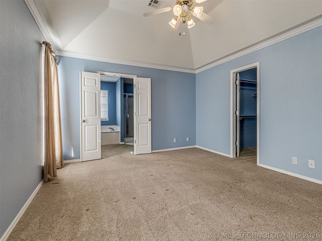 209 S Firewood Avenue, Broken Arrow, OK 74012