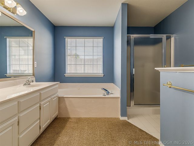 209 S Firewood Avenue, Broken Arrow, OK 74012