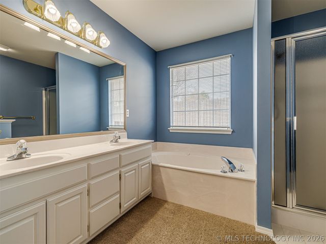 209 S Firewood Avenue, Broken Arrow, OK 74012