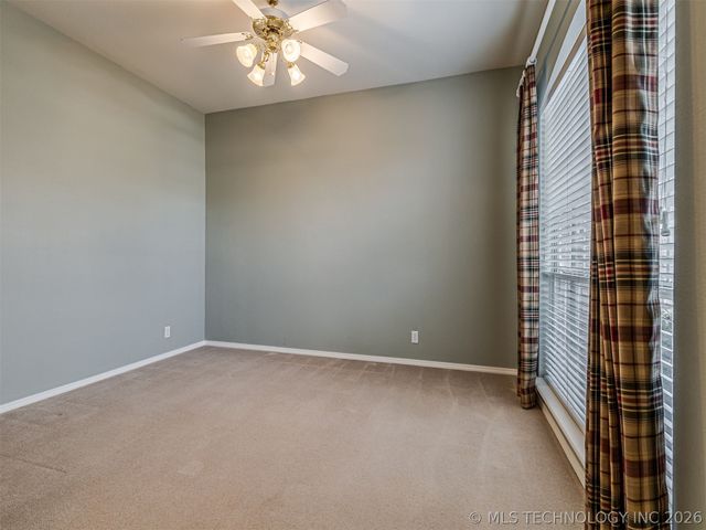 209 S Firewood Avenue, Broken Arrow, OK 74012