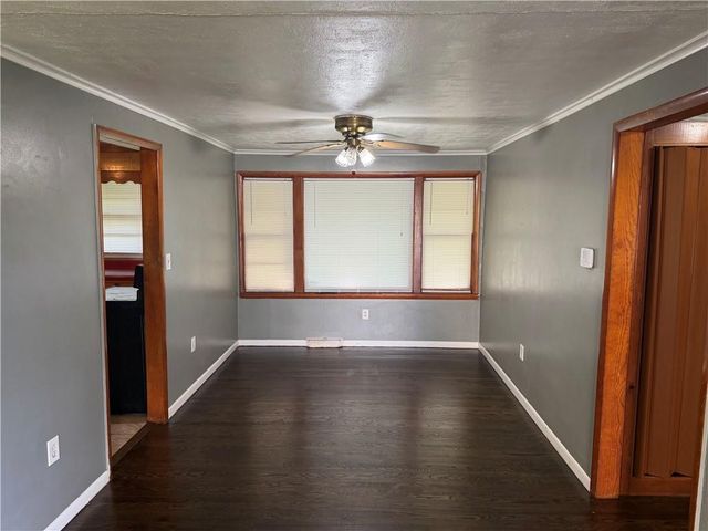 11517 Greenwood Street, Kansas City, MO 64134
