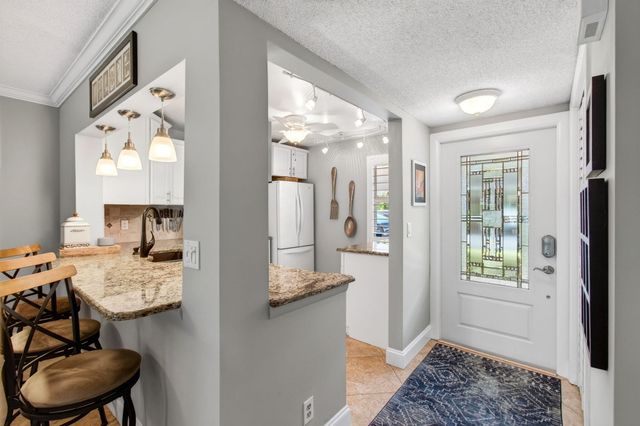 2829 Florida Boulevard 101, Delray Beach, FL 33483