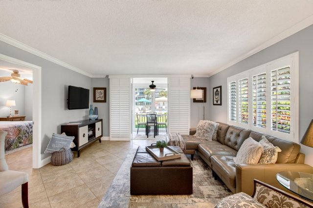 2829 Florida Boulevard 101, Delray Beach, FL 33483