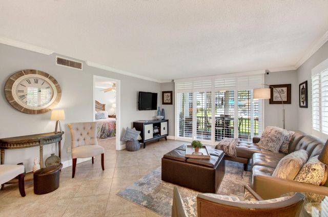 2829 Florida Boulevard 101, Delray Beach, FL 33483