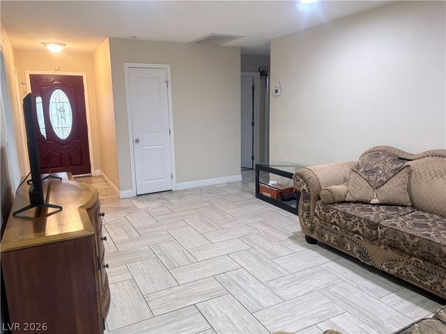 3982 Saguaro Lane, Las Vegas, NV 89110
