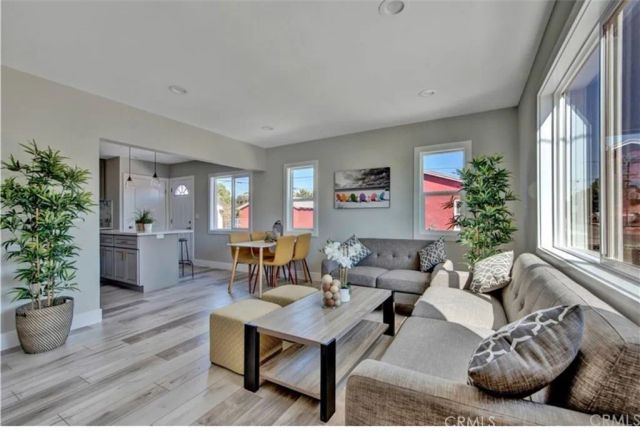 907 W Arbutus Street, Compton, CA 90220