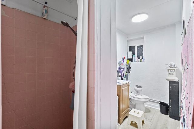 404 Magellan Avenue, Honolulu, HI 96813